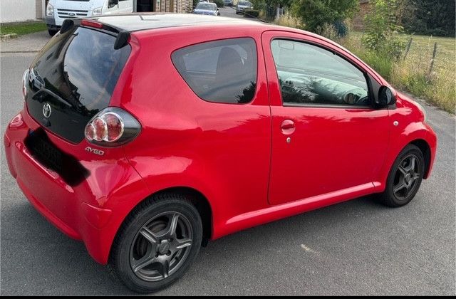 Toyota Aygo (X) 132.800 km 4.300 € Thür 56743
