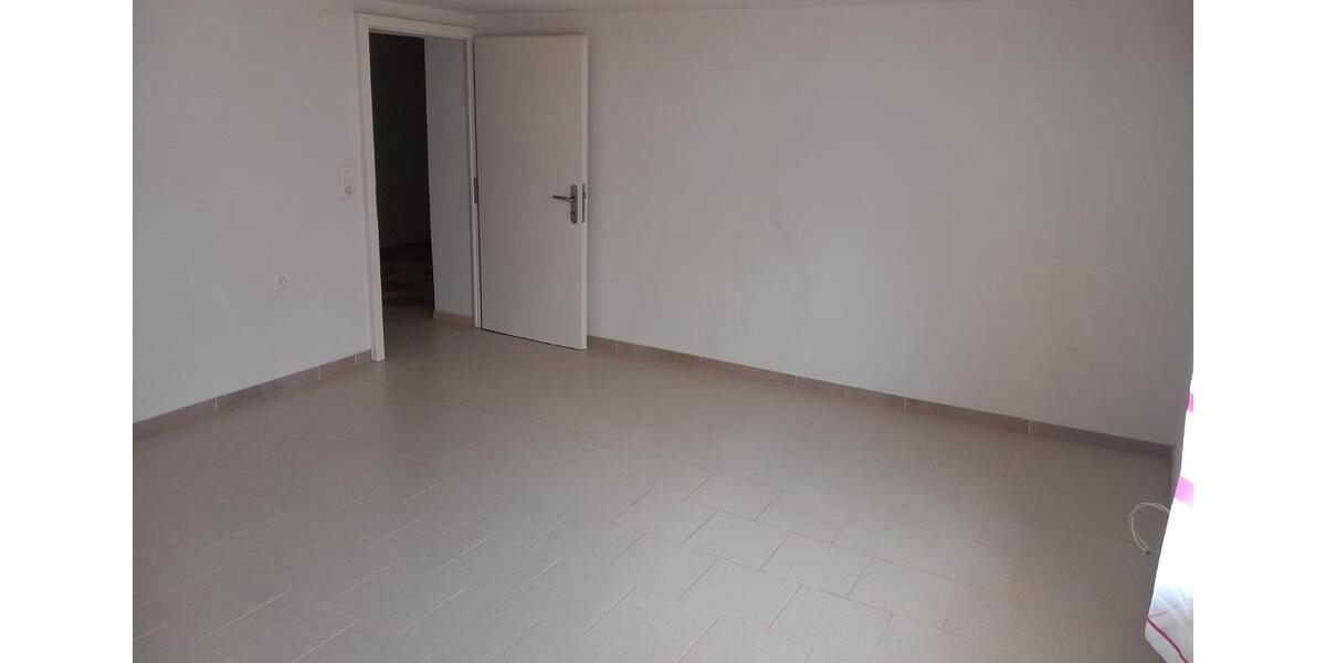 Einfamilienhaus Jestetten - 7 Zimmer, 230 m&sup2;, 595.000&euro; | Angebot:26414842