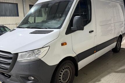 Mercedes-Benz Sprinter 181.000 km 18.990 &euro; Schwedt 16303
