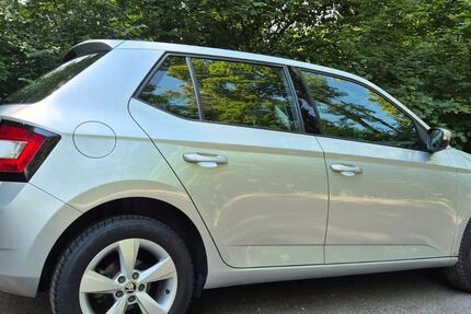 Skoda Fabia 34.000 km 9.690 &euro; Ingolstadt 85055