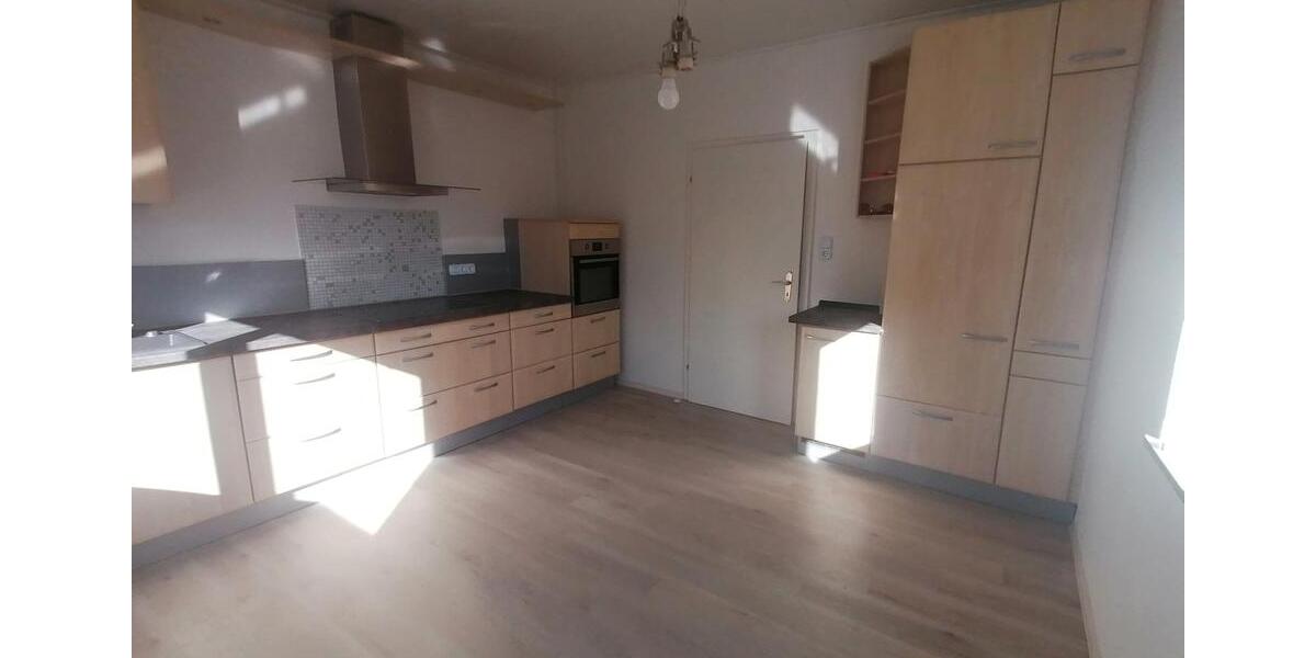 Einfamilienhaus Blindheim - 6 Zimmer, 118 m&sup2;, 1.080&euro; | Angebot:26423932