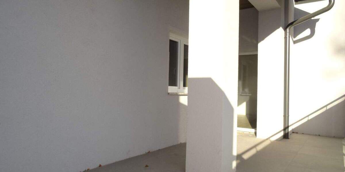 Zimmer Rathenow Rathenow West - 4 Zimmer, 145 m&sup2;, 1.160&euro; | Angebot:25665406