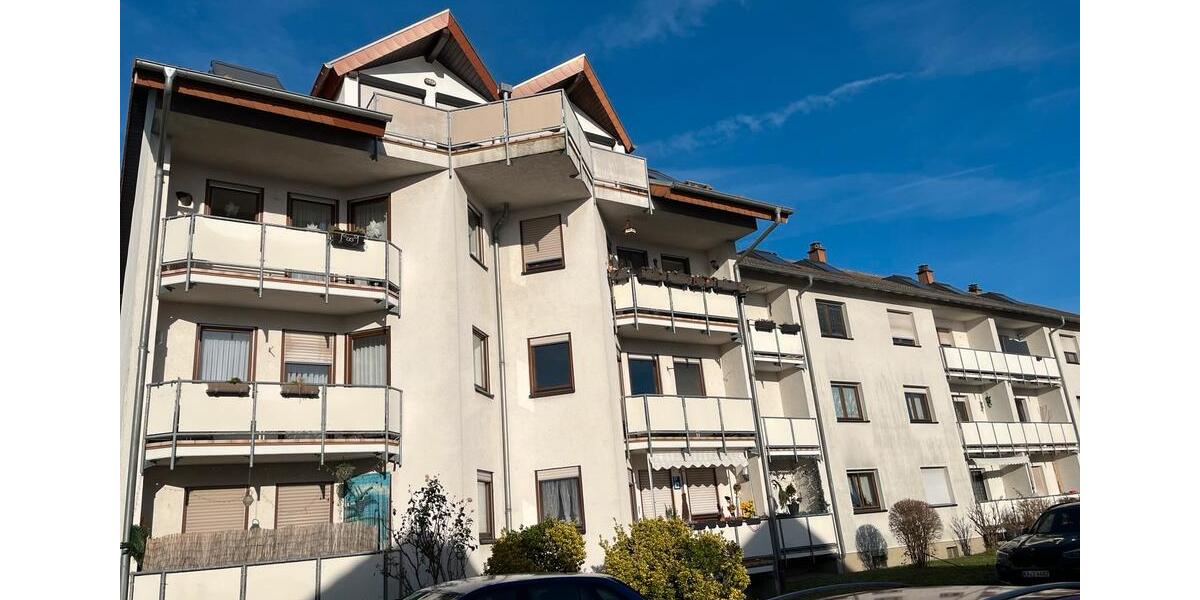 Dachgeschoßwohnung Linkenheim-Hochstetten Hochstetten - 3 Zimmer, 87 m&sup2;, 275.000&euro; | Angebot:23792960