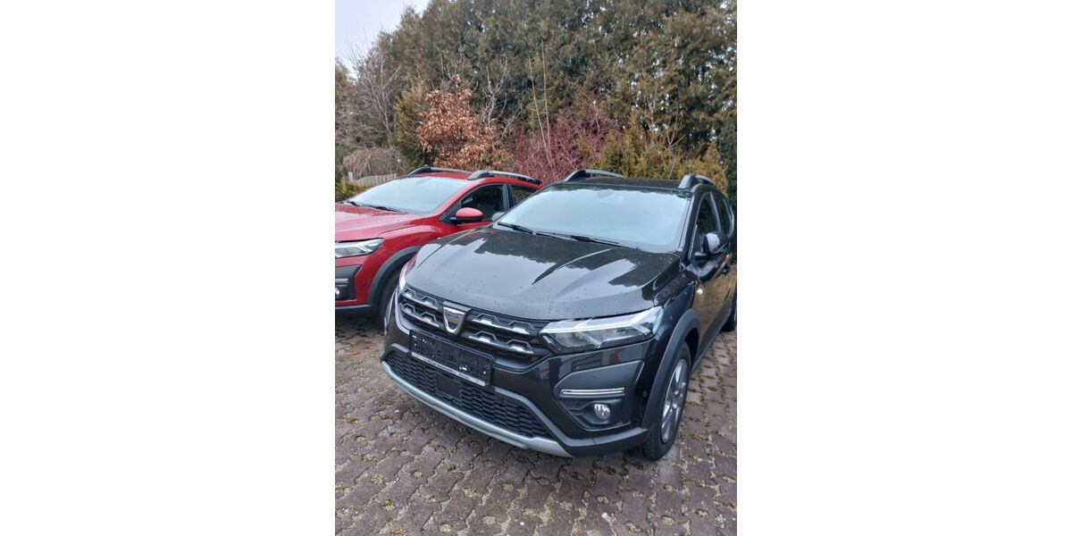 Dacia Sandero 43.650 km 15.980 € Ilmenau 98693