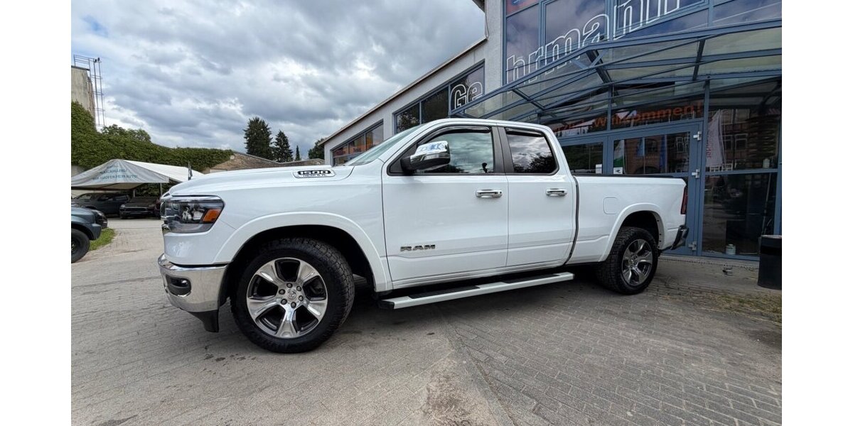Dodge RAM 1500 5,7 HEMI LARAMIE 113.000 km 32.499 &euro; Rudolstadt 07407