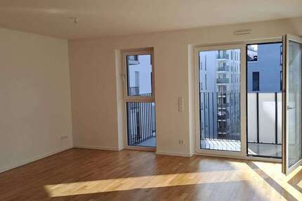 Wohnung zum Mieten in Frankfurt am Main 3.100 € 148 m² 5 zimmer