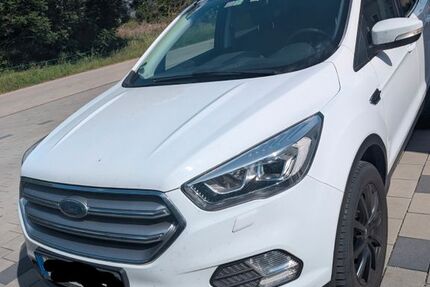Ford Kuga 77.100 km 13.400 &euro; Kirchheim 85551