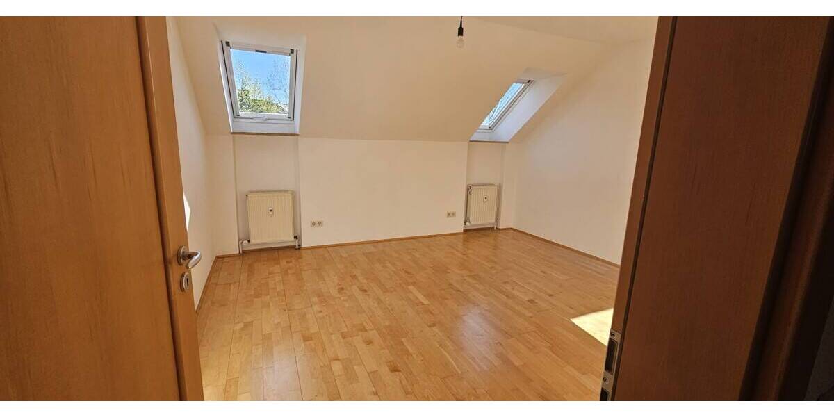 Etagenwohnung Bayreuth Birken - 3 Zimmer, 95 m&sup2;, 850&euro; | Angebot:26434638