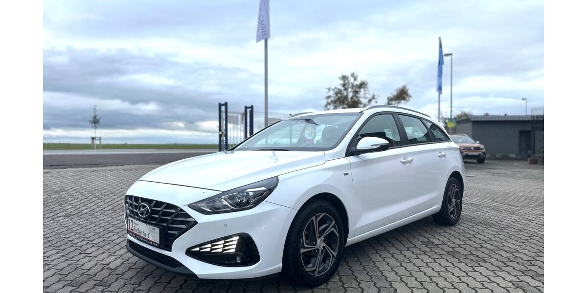 Hyundai i30 48.689 km 20.999 &euro; Kabelsketal/OT Großkugel 06184