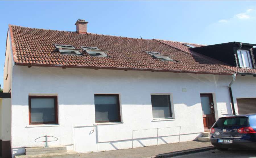 Haus zum Kaufen in München 499.000 € 130 m²