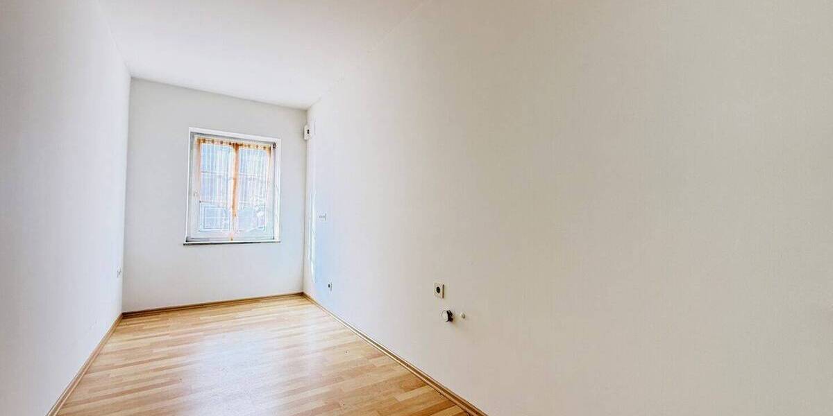 Gewerbeobjekt Donauwörth - 4 Zimmer, 112 m&sup2;, 800&euro; | Angebot:26569748