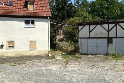 Hof inkl. Doppelgarage, Scheune, Landwirt. Fläche & Werkstatt 10 zimmer