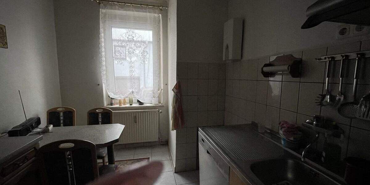 Mehrfamilienhaus, Wohnhaus Heidenau - 9 Zimmer, 150 m&sup2;, 270.000&euro; | Angebot:24532399