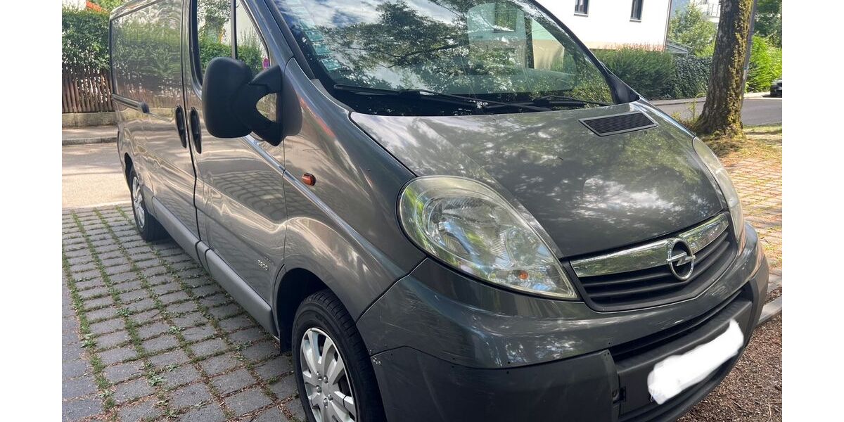 Opel Vivaro 235.000 km 5.500 € München 81827