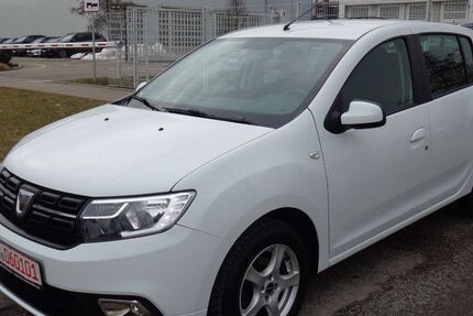 Dacia Sandero 61.000 km 6.999 &euro; Augsburg 86167