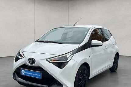 Toyota Aygo (X) 104.234 km 6.990 &euro; Filderstadt 70794