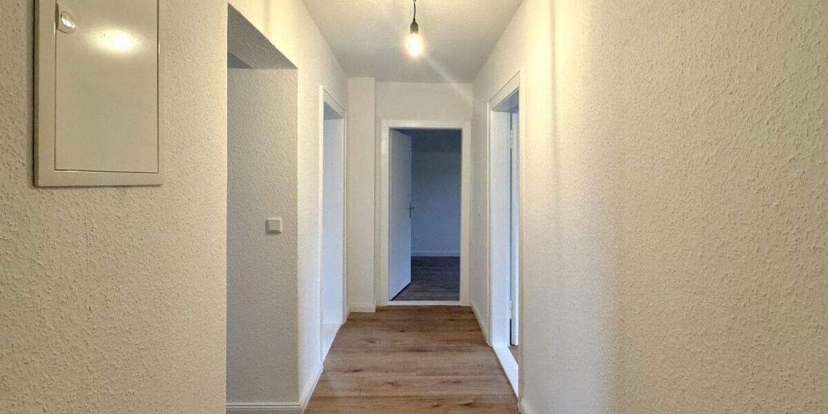 Sofort einziehen! Modernisierte 3-Zimmerwohnung mit Terrasse 3 zimmer