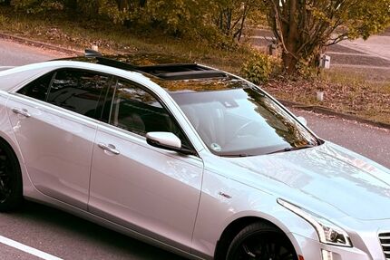 Cadillac CTS 171.000 km 14.900 &euro; Düsseldorf 40472