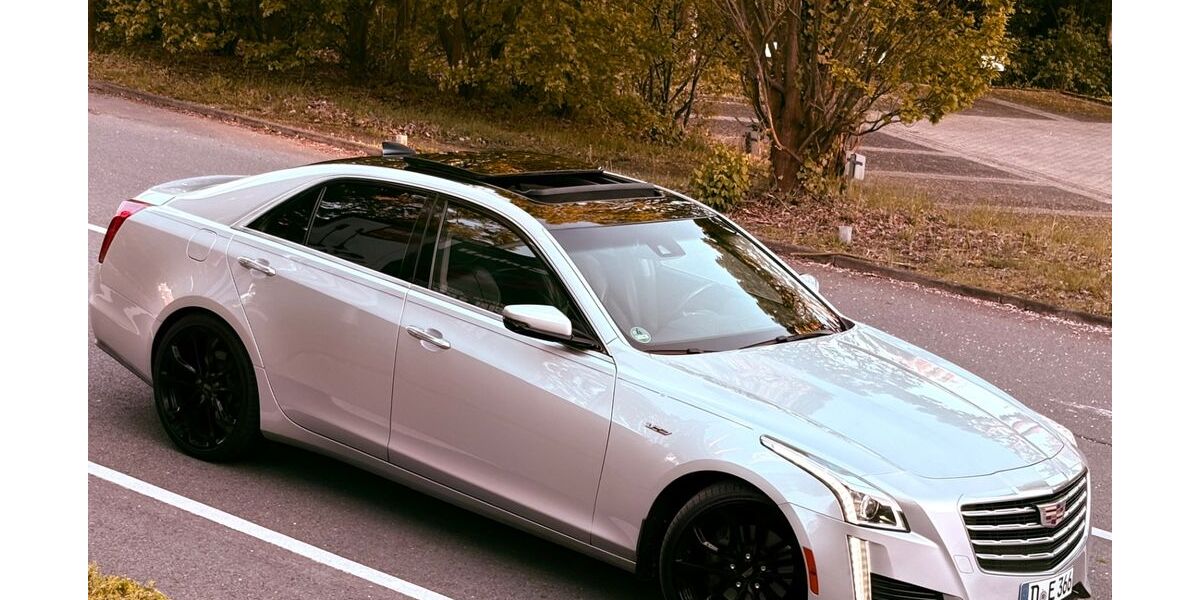 Cadillac CTS 171.000 km 14.900 &euro; Düsseldorf 40472