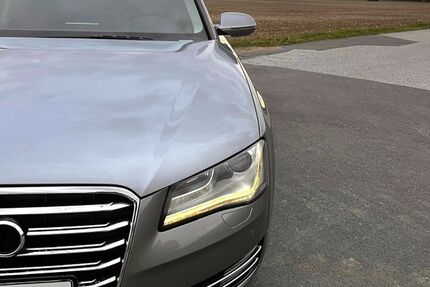 Audi A8 160.900 km 17.999 € Euskirchen 53881