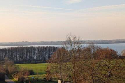 Seeblick & frisch saniert: Helle 3-Zimmer-Wohnung mit EBK, Wanne & Stellplatz 3 zimmer