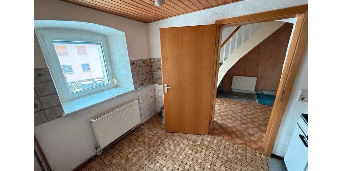 Einfamilienhaus Nürnberg Erlenstegen - 4 Zimmer, 100 m&sup2;, 129.000&euro; | Angebot:26342370