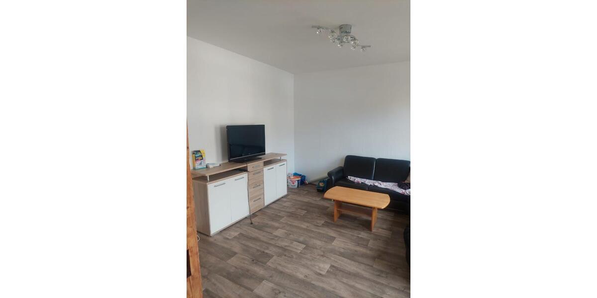 Erdgeschoßwohnung Stadtoldendorf - 3 Zimmer, 83 m&sup2;, 435&euro; | Angebot:26412524