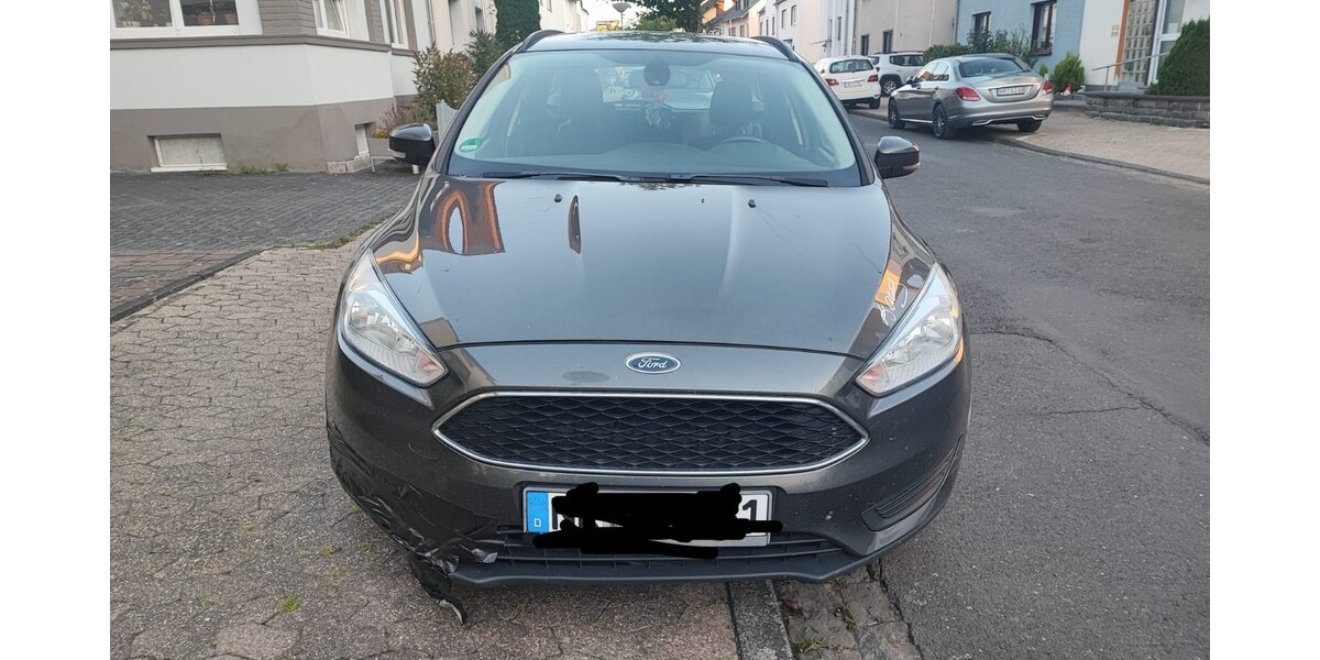 Ford Focus 168.408 km 3.500 € Bad Hönningen 53557