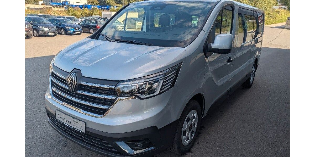 Renault Trafic 4.000 km 37.490 &euro; Berching 92334