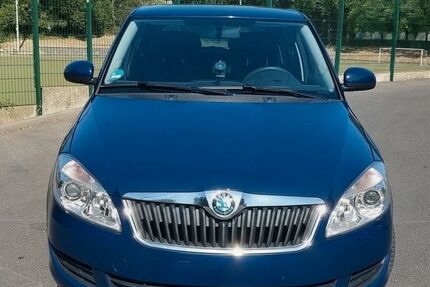 Skoda Fabia 127.000 km 2.899 &euro; Essen 45145