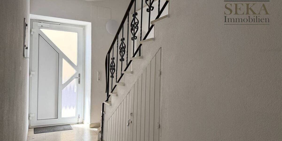 Etagenwohnung Hengersberg - 2 Zimmer, 83 m&sup2;, 154.000&euro; | Angebot:26274463