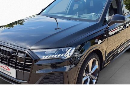 Audi Q7 140.041 km 52.480 &euro; Baden Baden 76532