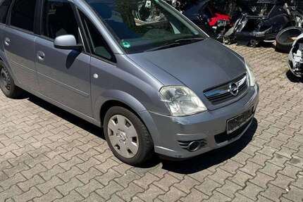Opel Meriva 166.000 km 950 &euro; Aglasterhausen 74858