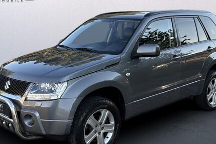 Suzuki Grand Vitara 108.000 km 7.900 &euro; Hochheim am Main 65239