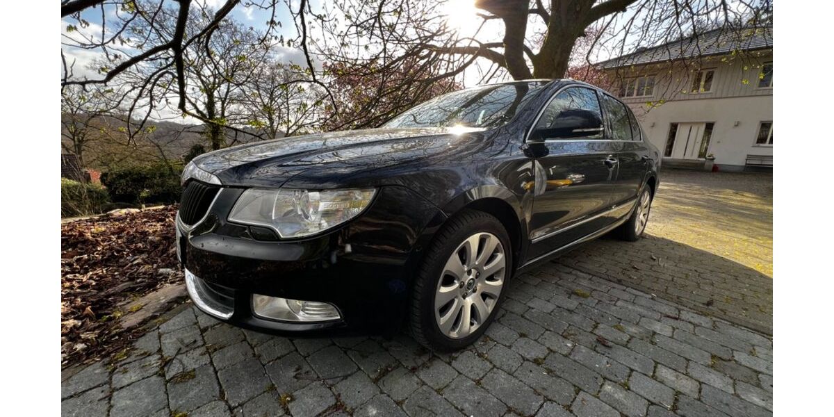 Skoda Superb 70.000 km 9.500 &euro; Solingen 42657