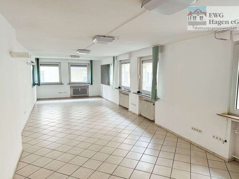 Büro in Hagen 1.290 € 258 m²