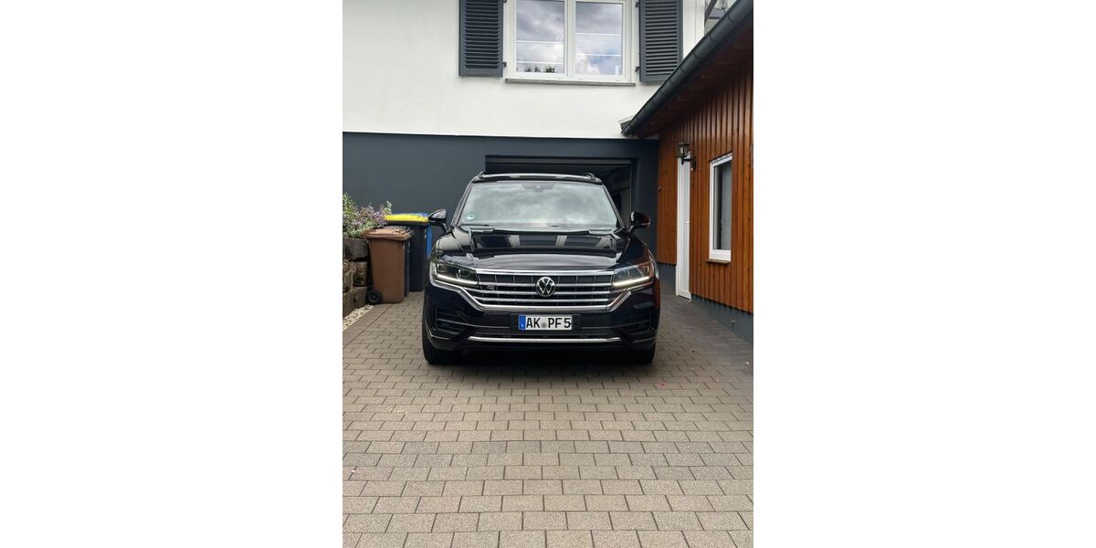 VW Touareg 28.600 km 53.900 &euro; Mudersbach 57555