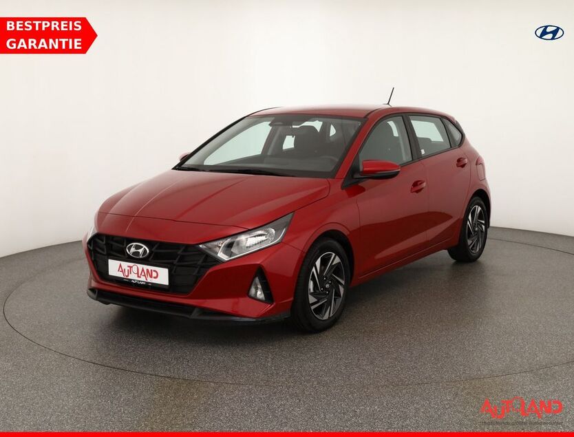 Hyundai i20 8.918 km 16.990 € Naumburg OT Schönburg 06618