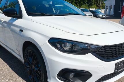 Fiat Tipo 59.000 km 13.490 &euro; Wismar 23970