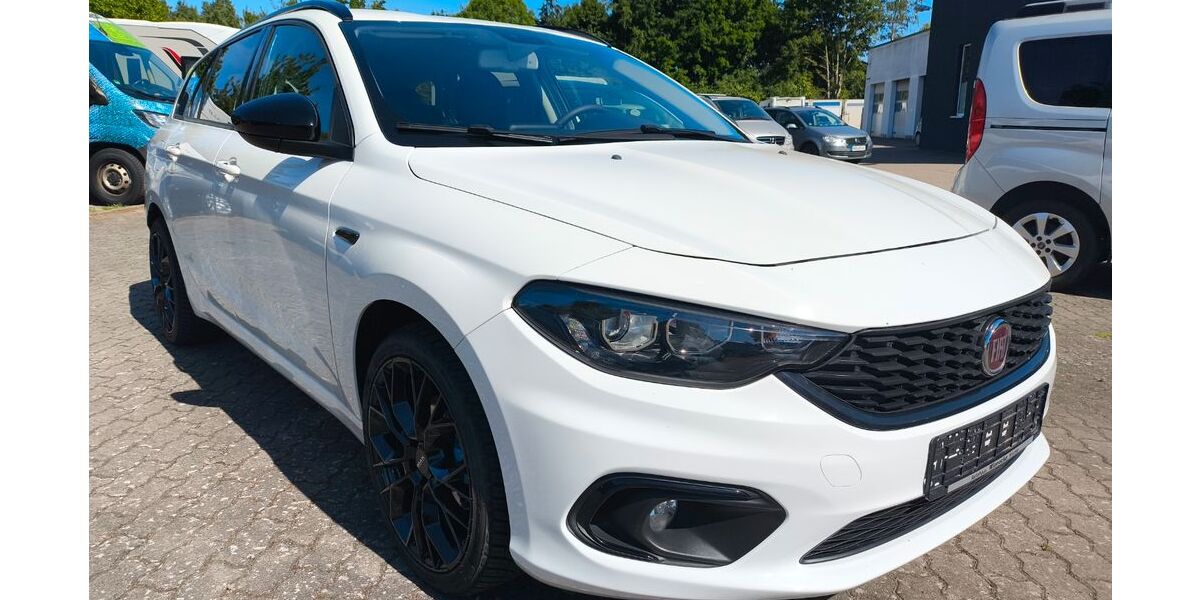 Fiat Tipo 59.000 km 13.490 &euro; Wismar 23970