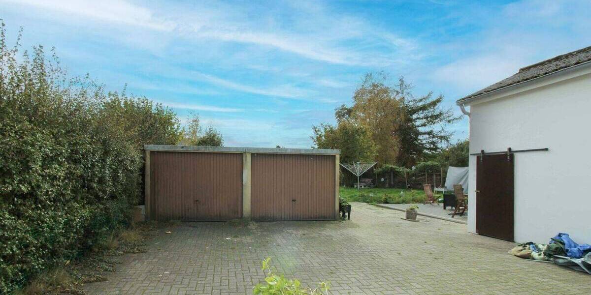 Mehrfamilienhaus, Wohnhaus Zetel - 9 Zimmer, 368.000&euro; | Angebot:26258549
