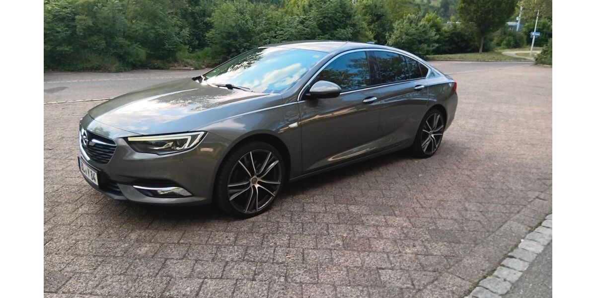 Opel Insignia 151.600 km 11.700 &euro; Albstadt 72458