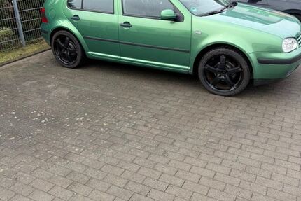 VW Golf 246.205 km 3.000 &euro; Stralsund 18435