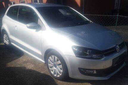 VW Polo 79.960 km 7.990 € Schretstaken 21493