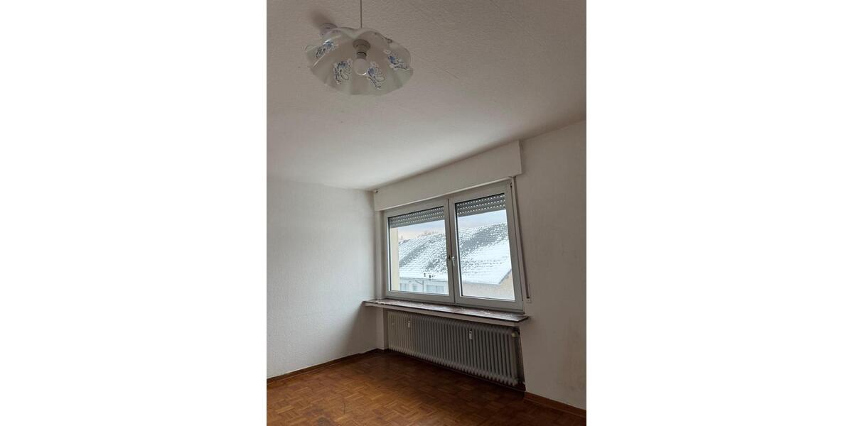 Erdgeschoßwohnung Büren - 3 Zimmer, 85 m&sup2;, 595&euro; | Angebot:25287788