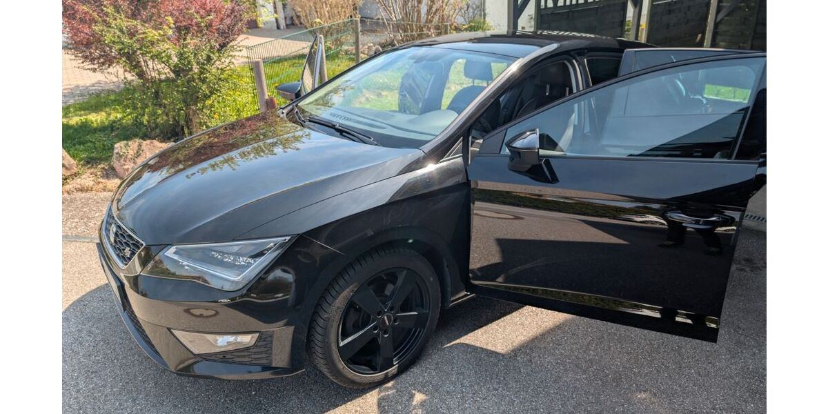 Seat Leon 127.000 km 12.500 &euro; Chieming 83339