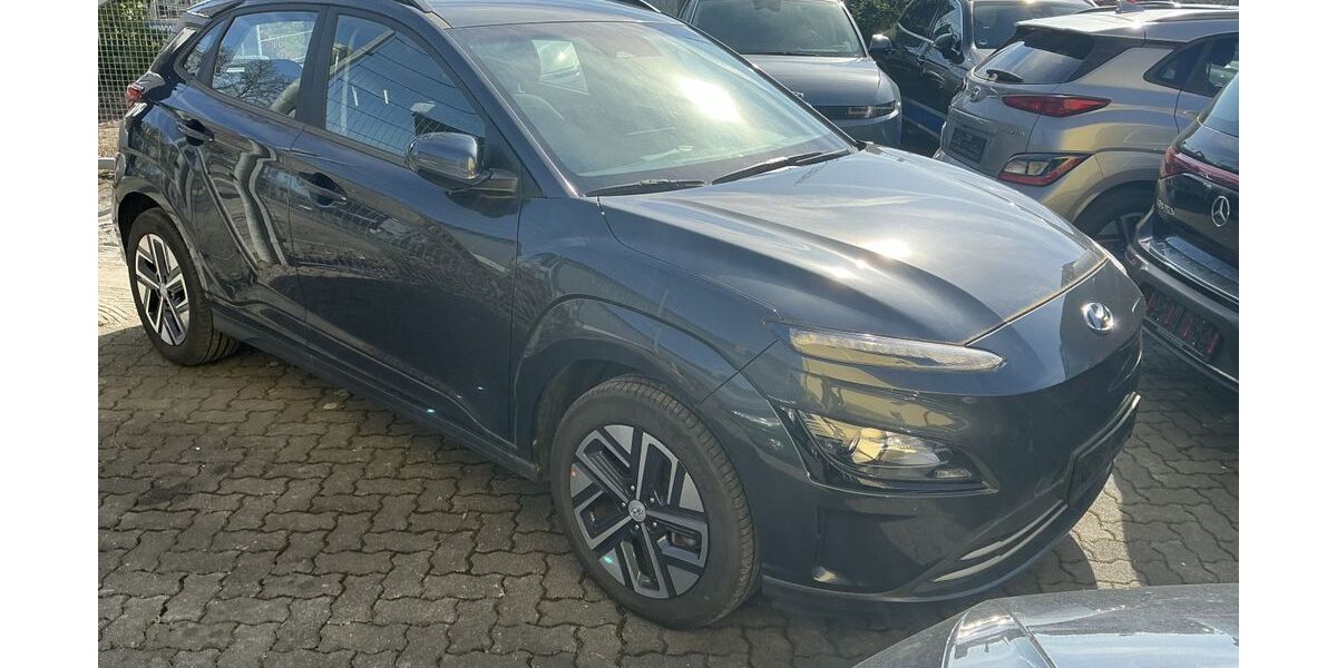 Hyundai KONA 26.198 km 17.500 &euro; Eitorf 53783