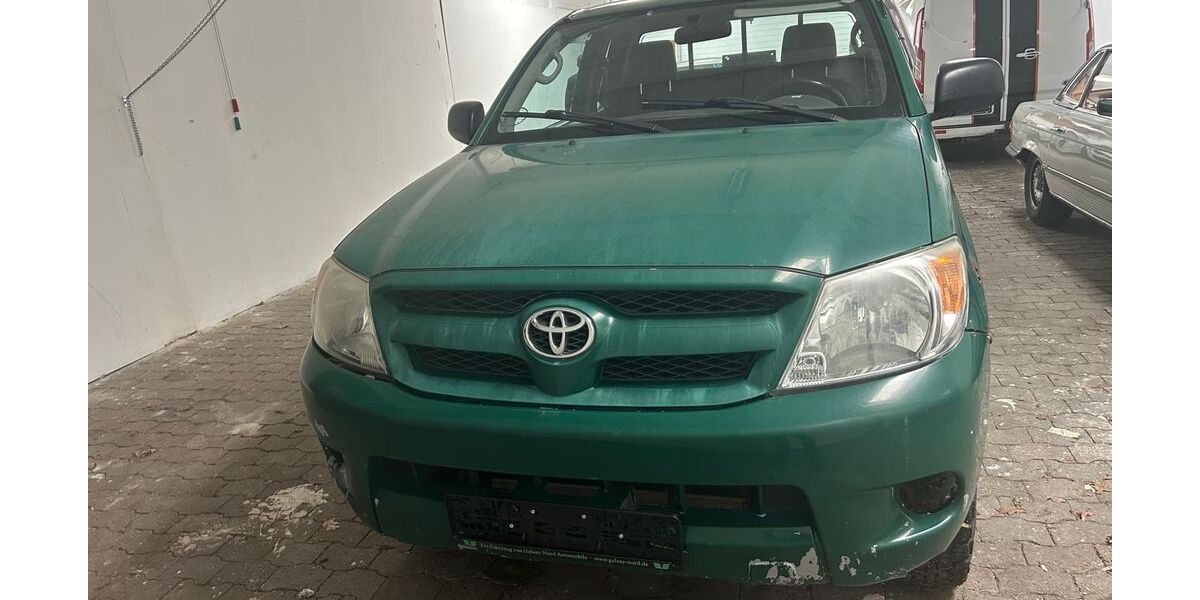Toyota Hilux 209.000 km 8.300 &euro; Norderstedt (Hamburg) 22848