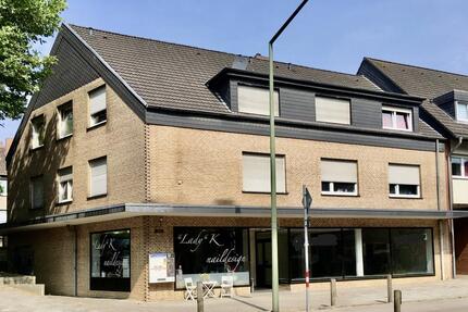 Solides Mehrfamilienhaus mit Gewerbeanteil am Kalkhügel zimmer