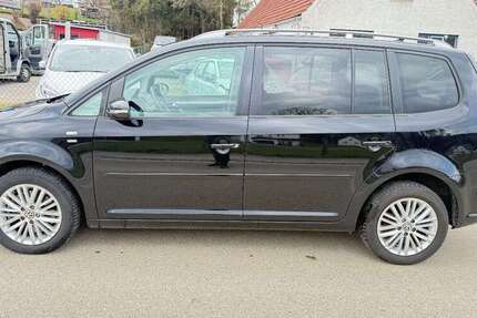 VW Touran 153.657 km 9.699 &euro; Mönstetten 89350